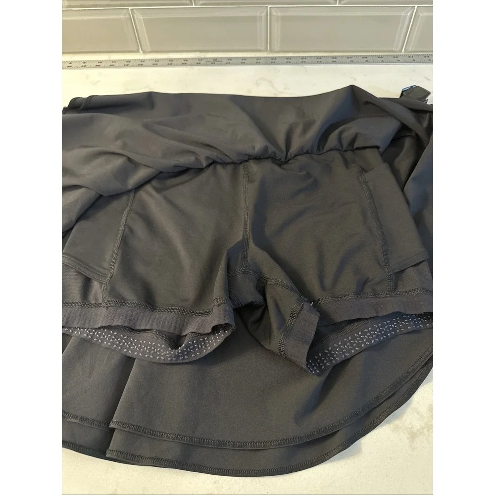 Lululemon Womens Court Rival High Rise Skort Size 6 Black Tennis Sport Active
